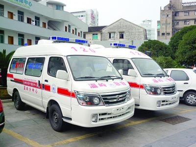 兴城市救护车租赁